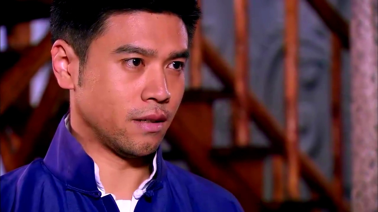 第九个寡妇:银虎在门外羞涩表白,表妹开门一把拉他进屋